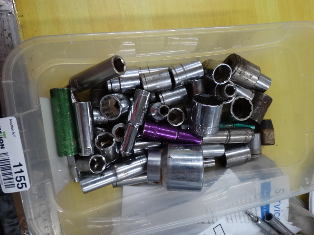 lot 1155 image: Lot of various sockets