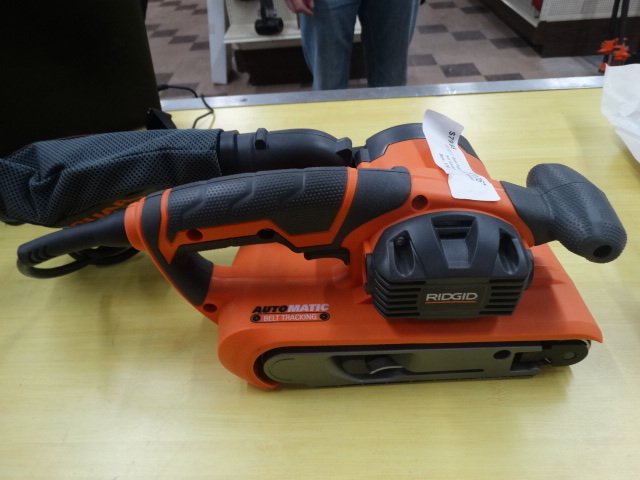 lot 1168 image: Ridgid automatic belt sander