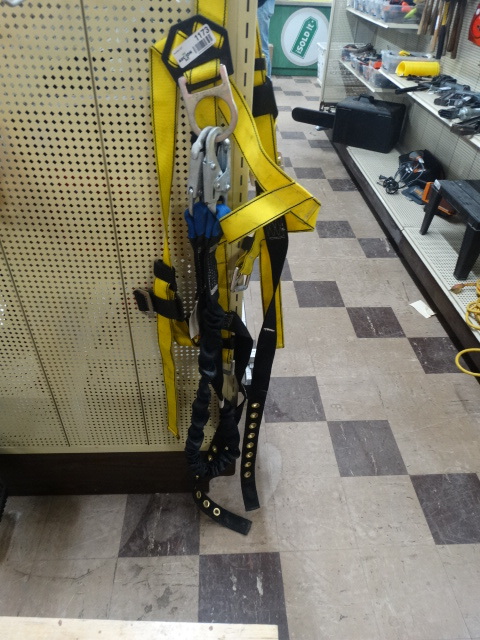 lot 1173 image: safety fall harness