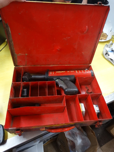 lot 1179 image: Hilti DX300 w case