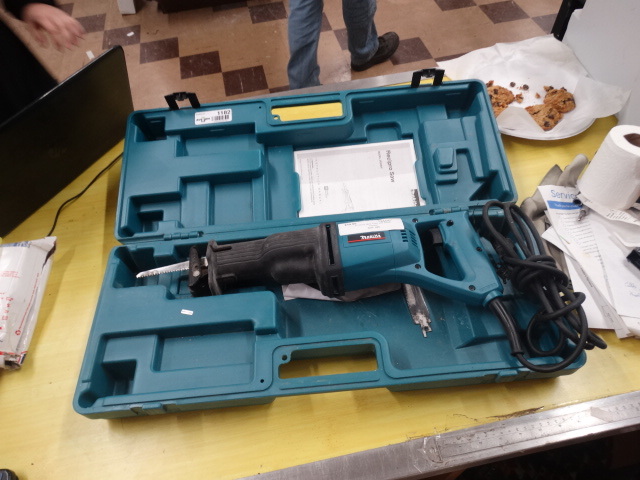 lot 1182 image: Makita sawzall in case