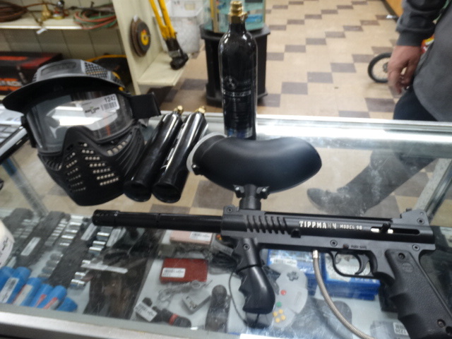 lot 1242 image: tippmann model 98 with mask and bottles