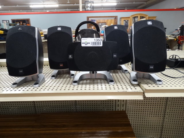 lot 1353 image: 5 small logitech speakers