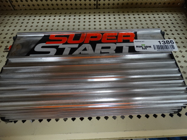 lot 1386 image: Super start power inverter