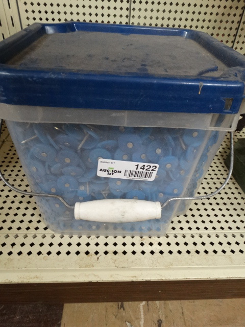 lot 1422 image: New bucket of roofing nails