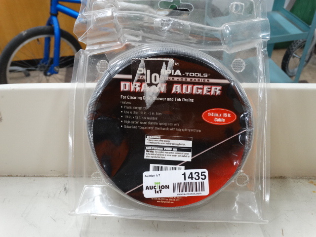 lot 1435 image: 15ft drain auger
