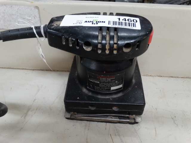 lot 1460 image: Craftsman finishing sander