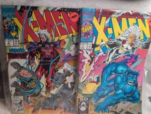 lot 1010 image: Marvel X-Men Comic Books Lot of 2 Issues