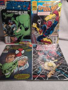 lot 1114 image: Marvel Comics 2099 Unlimited Web of Spider-Man Amazing Spider-Man Punisher Sabretooth - 4 Issues