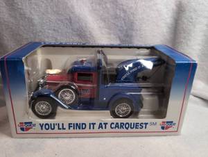 lot 2016 image: Car Quest Model A Wrecker Stock 01088