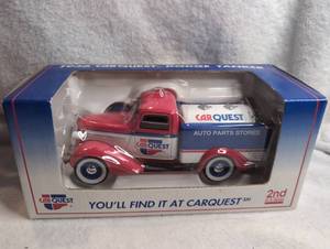lot 2017 image: Liberty Classics Spec Cast Dodge Tanker Car Quest Auto Parts 72025