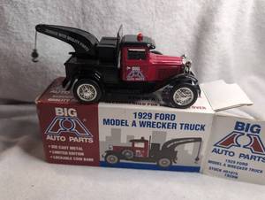 lot 2018 image: Big A Auto Parts 1929 Ford Model A Wrecker Truck Die-Cast Metal Limited Edition Coin Bank