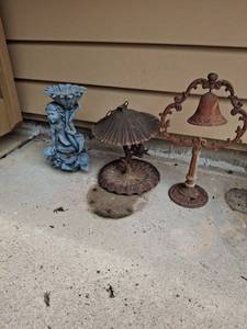 lot 1017 image: Lot of 3 Decorative Garden Accents Cherub Planter, Bells, Shell Planters,