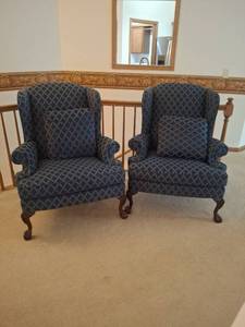 lot 1023 image: Pair of Broyhill Wingback Armchairs