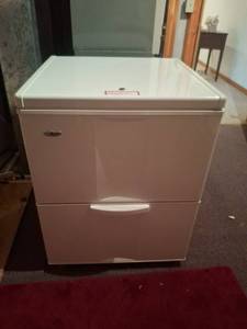 lot 1055 image: Amana Chest Freezer with Drawer - In Basement