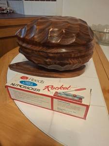 lot 1069 image: Wooden Nut Bowl with Reeds Rocket Nutcracker