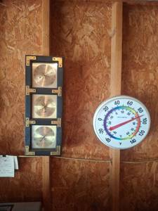 lot 1093 image: 3-Dial Weather Station with Acurite Thermometer