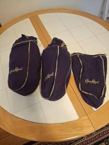 lot 1124 image: Crown Royal Drawstring Bags in Crown Royal Bags