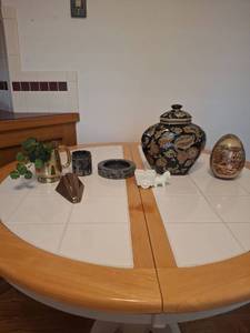 lot 1145 image: Decorative Egg and Vessels Mixed Lot 7 Pieces
