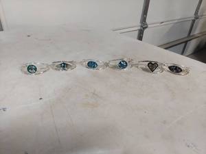 lot 2024 image: 6 Pcs Cuff Bracelets with Inlaid Shell Designs