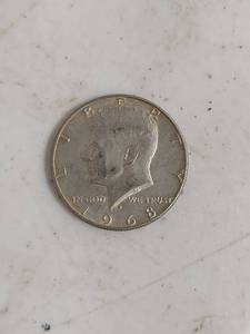 lot 2047 image: 1968-D Kennedy Silver Half Dollar