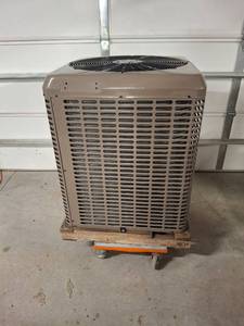 lot 27 image: Air Conditioning Condenser Unit - Model TCD36B52SA