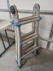 lot 1160 image: Cosco Multi-Use Ladder System