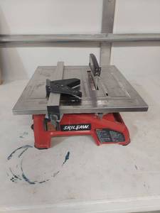 lot 1161 image: SKIL SAW Tile Saw