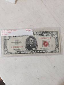 lot 1217 image: Red Seal $5 Note Series 1963 - EF-40