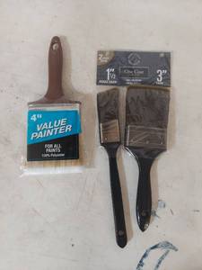 lot 1232 image: Paint Brushes