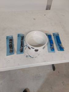 lot 1236 image: Dog Bowl, Collars, and Leashes Set