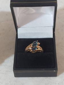 lot 1252 image: Ring with Blue Stones in Box