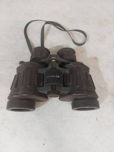 lot 1258 image: Tasco Zip Binoculars