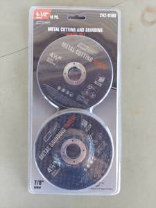 lot 2002 image: 4-12 Metal Cutting and Grinding Wheel Set 10 PC