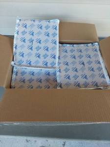 lot 2004 image: (12) Nordic Cold Chain Solutions Thermal Cold Packs