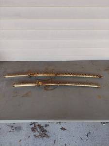 lot 2049 image: Sword Set with Snake-Pattern Scabbards