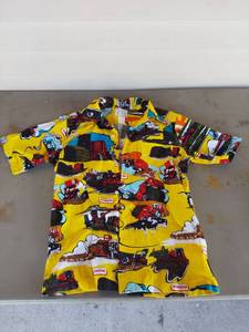 lot 2061 image: Hawaiian Palm Button Down Hesston Farm Tractor Print Shirt - Size M