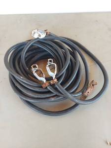 lot 2074 image: Heavy Duty Jumper Cables