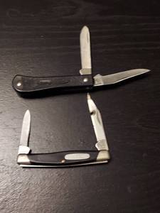 lot 2139 image: Buck 309 and Coleman Western Multi-Blade Folding Knives