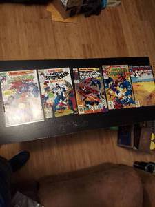 lot 2142 image: Marvel Spider-Man Comic Books - 5 Issues