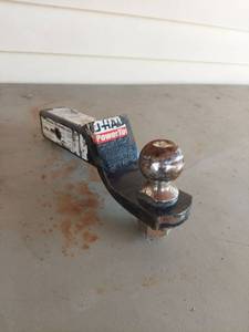 lot 2171 image: Slip-in Hitch