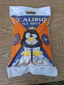 lot 1047 image: Ice Melt 20 lbs