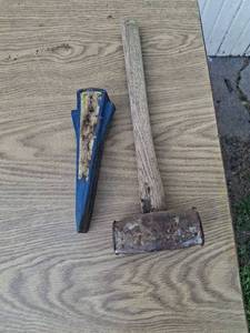 lot 1048 image: Hammer and Splitting Wedge