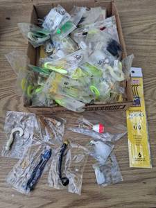 lot 1049 image: Fishing Tackle Lot