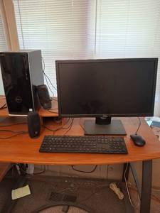 lot 1079 image: Dell Inspiron Desktop Computer Intel Core i5
