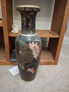 lot 1084 image: Decorative Vase with Floral Design