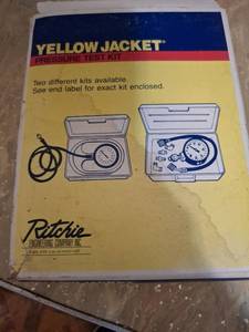 lot 1090 image: Yellow Jacket Pressure Test Kit