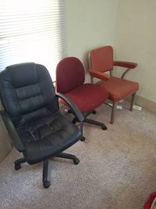 lot 1140 image: Office Chairs, Lot of 3