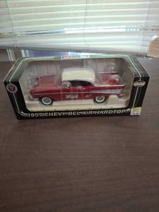 lot 1151 image: Sentry 1957 Chevy Bel-Air Hardtop Die-Cast Model Car