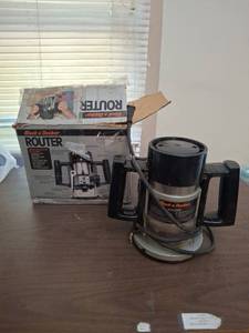 lot 1169 image: Black & Decker Router with Accessories